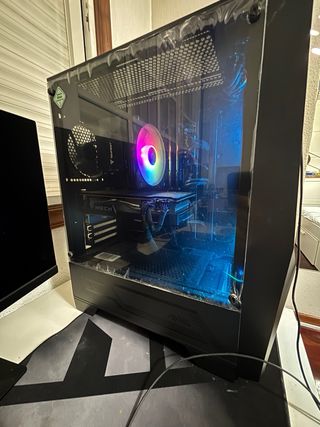 PC GAMING GIGABYTE+PANTALLA BENQ 24”