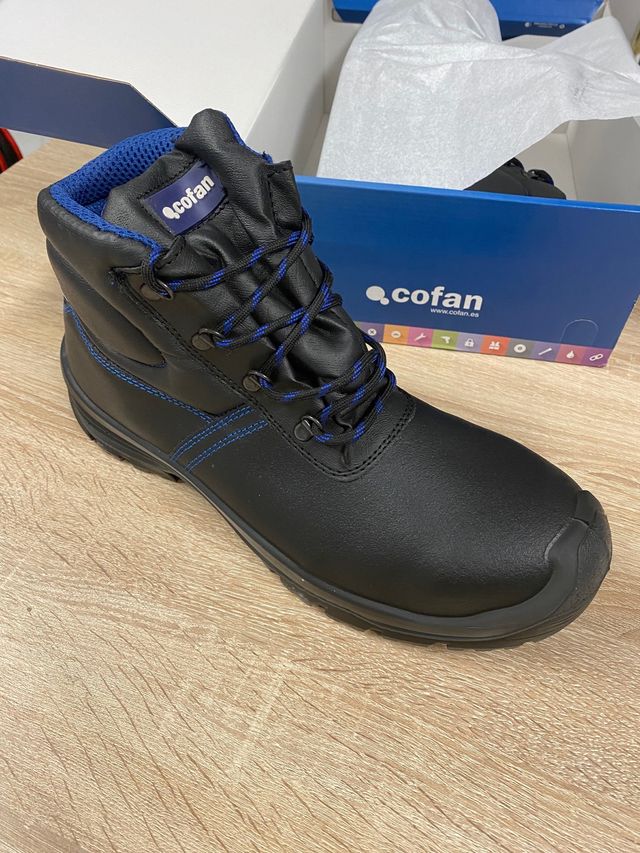 Botas Cofan seguridad S3-SRC Piel puntera carbono