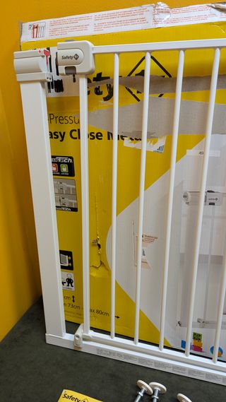 Safety 1st Easy Close Metal Barrera 73 - 80 CM