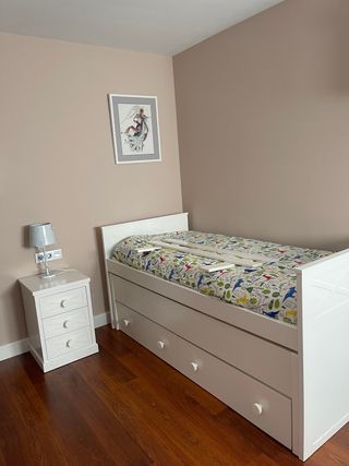 Dormitorio juvenil mad. blanca,mesita y escritorio