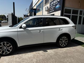 Mitsubishi Outlander KAITEKI. 4X4 - 7 PLAZAS