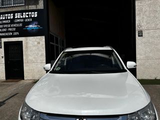 Mitsubishi Outlander KAITEKI. 4X4 - 7 PLAZAS