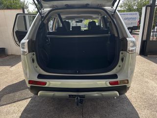 Mitsubishi Outlander KAITEKI. 4X4 - 7 PLAZAS