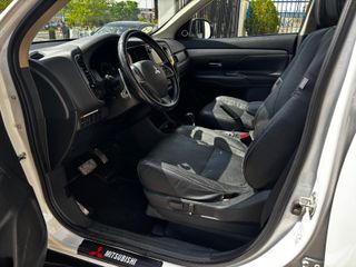 Mitsubishi Outlander KAITEKI. 4X4 - 7 PLAZAS
