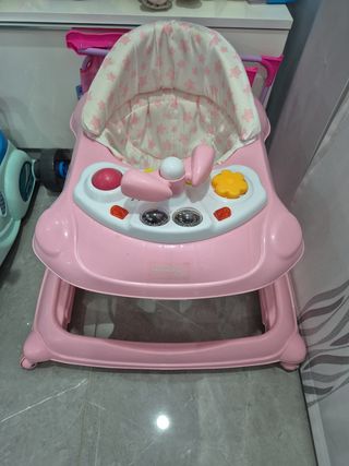 Andador Bebé niña rosa