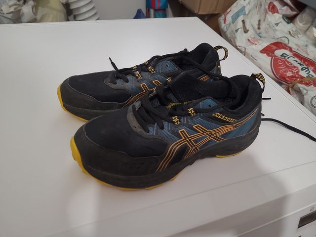 Zapatillas Asics niño trekking Talla 37