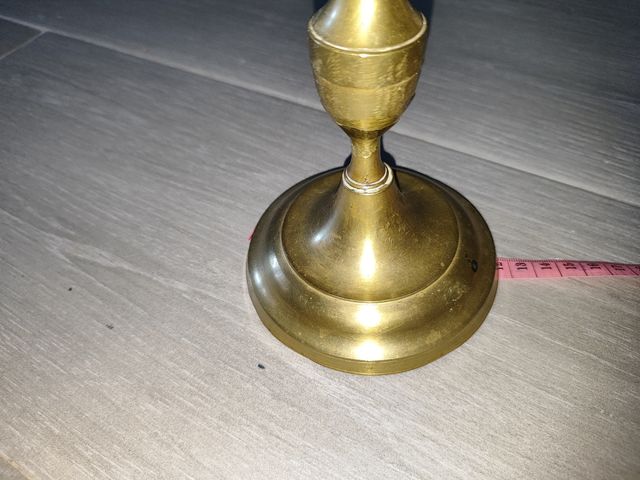 Candelabro antiguo dorado