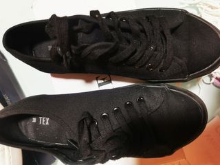 Lote 6 pares deportivas chica talla 38 - 37 un pa