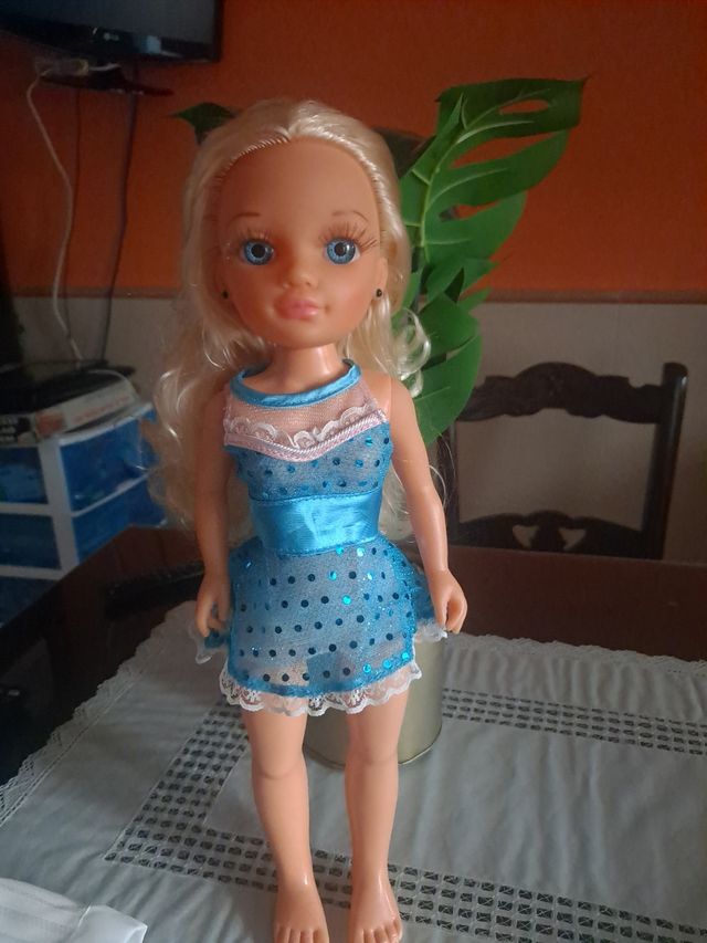 Nancy Doll: Festa in spiaggia