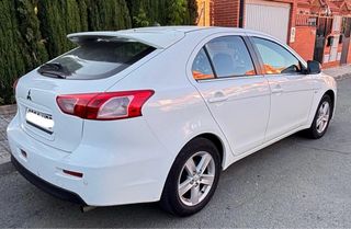 Mitsubishi Lancer 2011