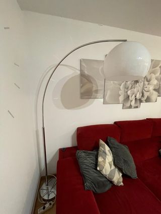 Lámpara arco plata y blanco