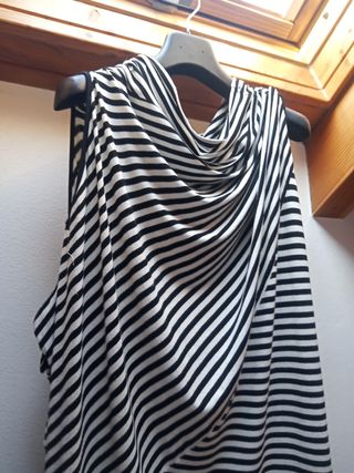 Vestito a righe bianco e nero