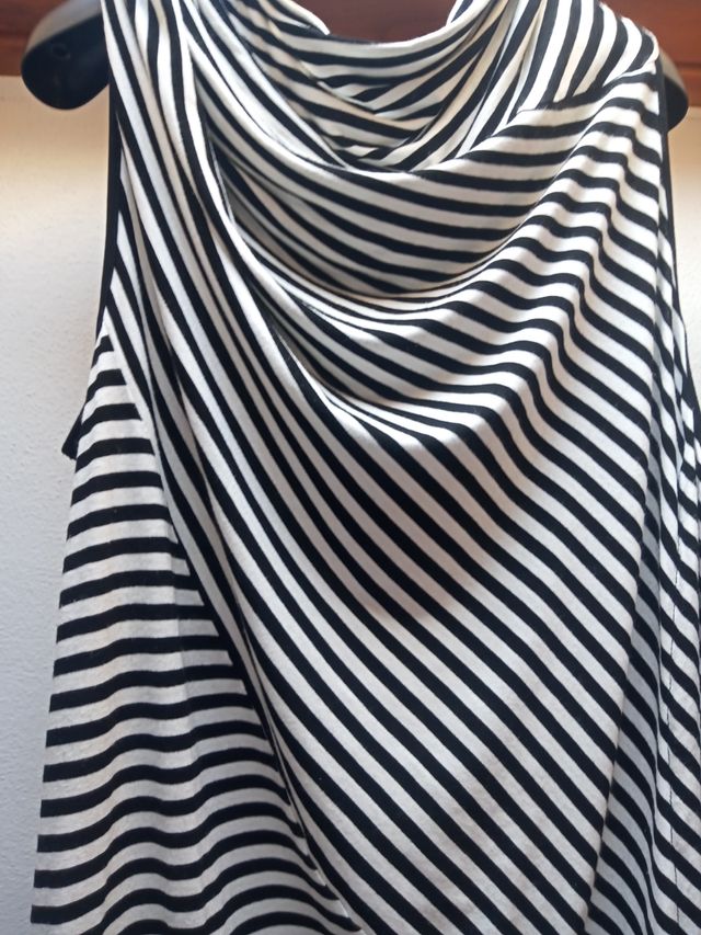 Vestito a righe bianco e nero