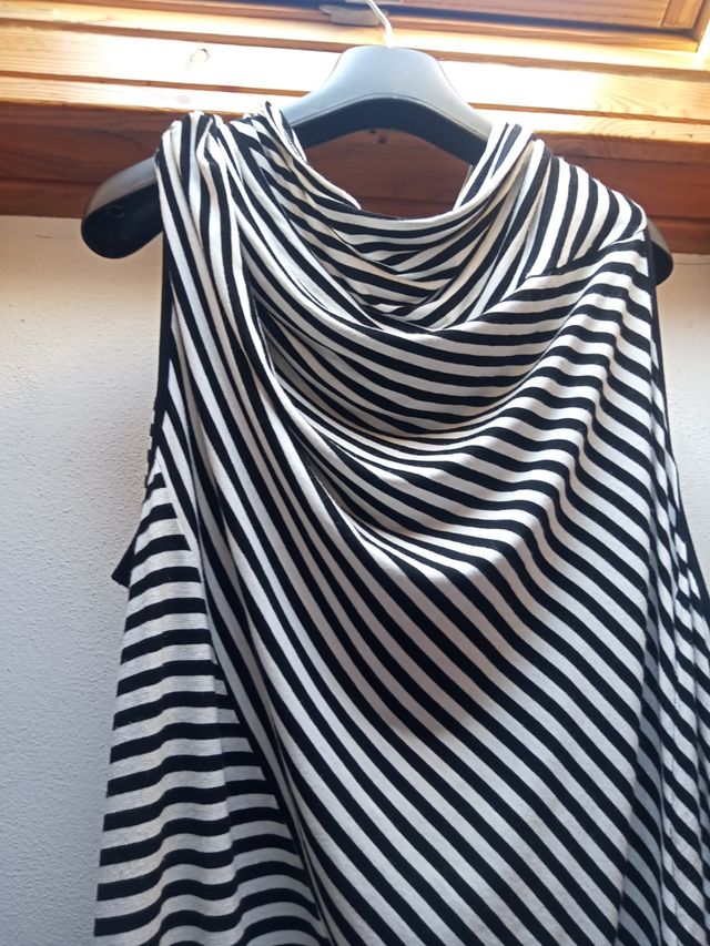 Vestito a righe bianco e nero