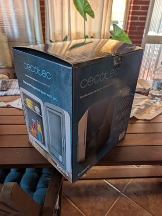 Nevera Cecotec, nueva