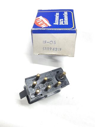 Interruptor luces emergencia FORD FIESTA