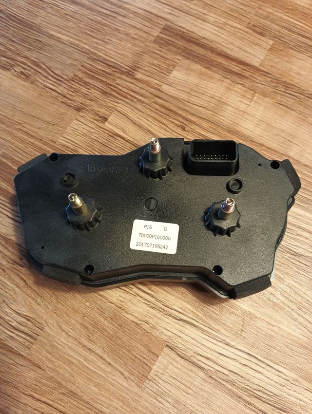 Cuentakilómetros Benelli TRK 502