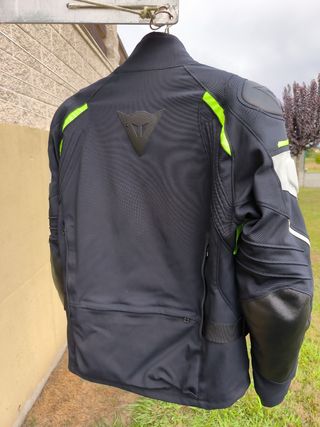 Cazadora moto Dainese