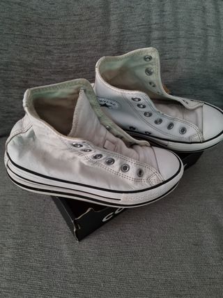 Converse blancas niña