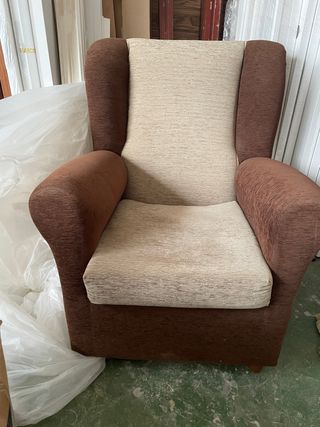 Sillón orejero beige y marrón
envio 10€ mas