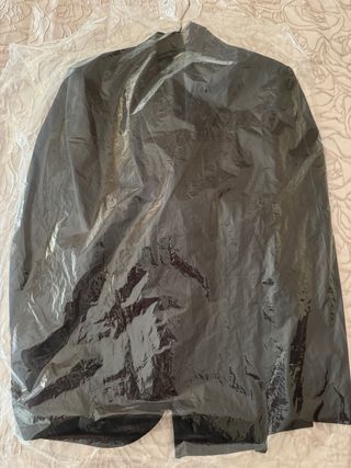 Completo giacca e cravatta blu indossato 2 volte