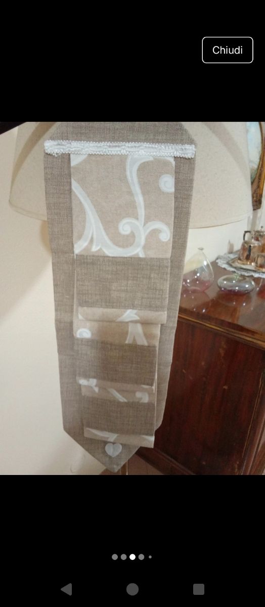 Porta rotolo bagno beige in tessuto