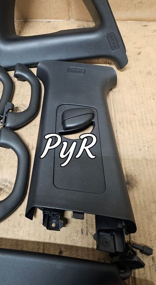 Plasticos Interior Leon Cupra 1P