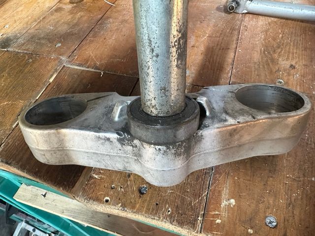 Tija horquilla Derbi GPR