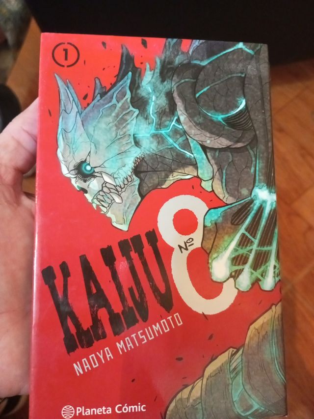 Kaiju 8 nº 01