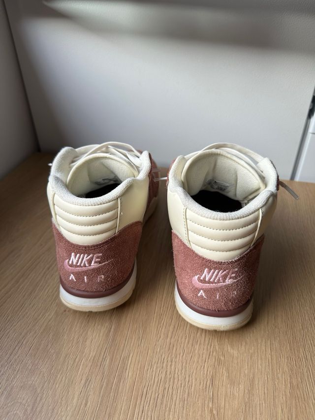 Nike Air Trainer 1 Mid