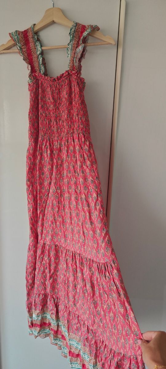 Vestido rojo estampado