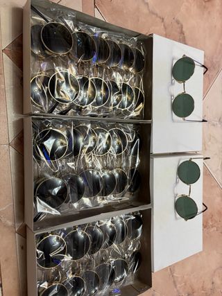 12 GAFAS SOL ADA GATTI 3€+999 unidades