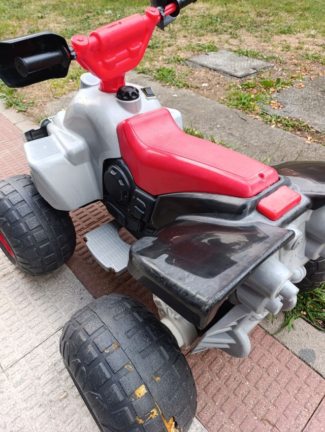 Coche eléctrico infantil - Cuatrimoto