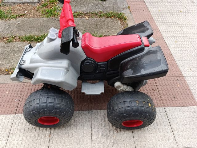Coche eléctrico infantil - Cuatrimoto