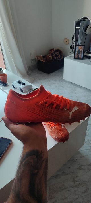 Botas fútbol Puma - casi nuevas