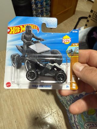 Hot Wheels Tesla Cyberquad 2025