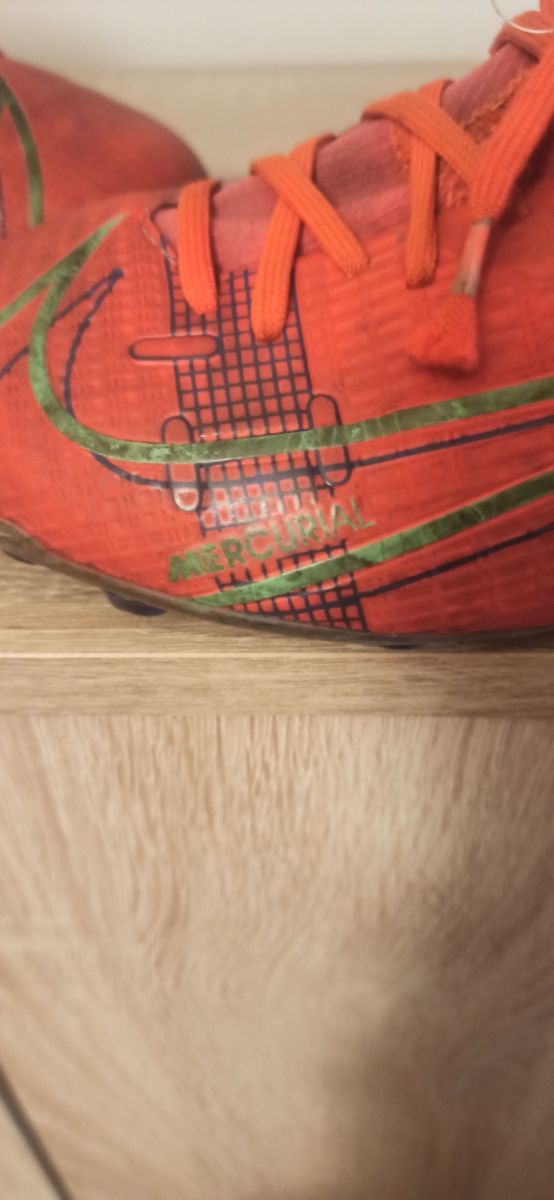 Botas Nike Mercurial rojas - 36,5