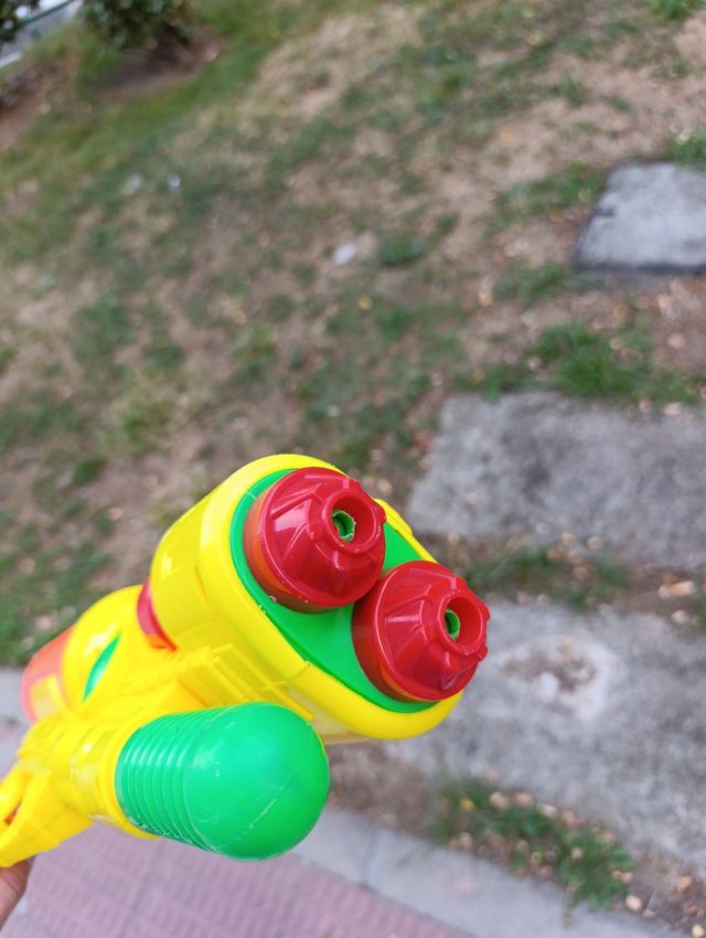 Pistola agua doble cañón