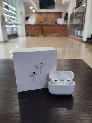 AirPods Pro 2da Gen - Blancos