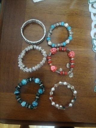 6 Braccialetti colorati