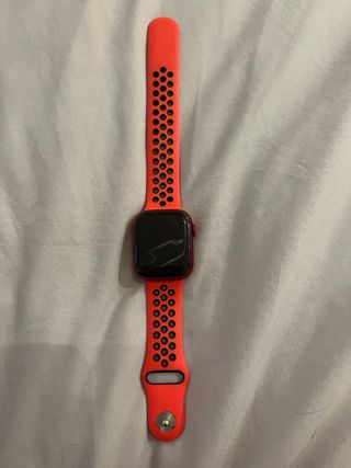 Apple Watch Series 7 roja
