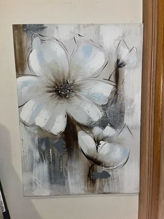 Cuadro flores blanco plata