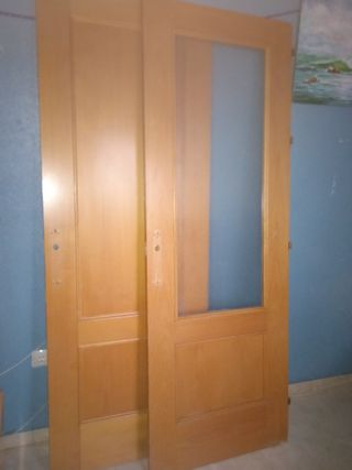 Puerta interior cristalera