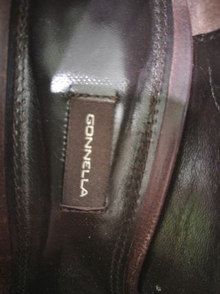 Zapatos tacón cuero marrón