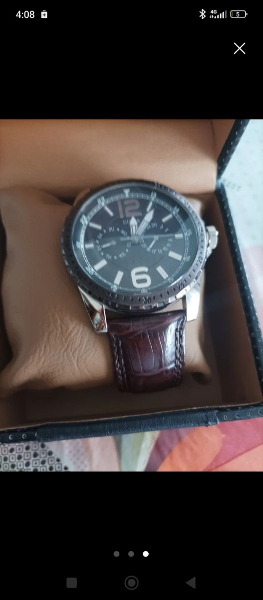 Reloj Guess marrón y plata