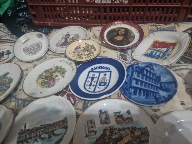 Platillos recuerdos varios paises