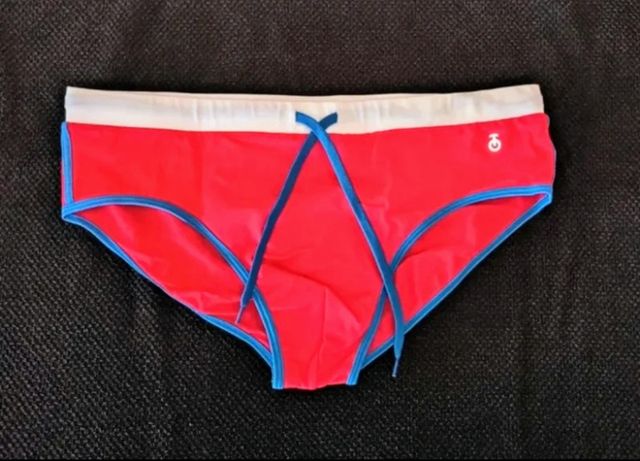 Bañador Slip Calzedonia rojo