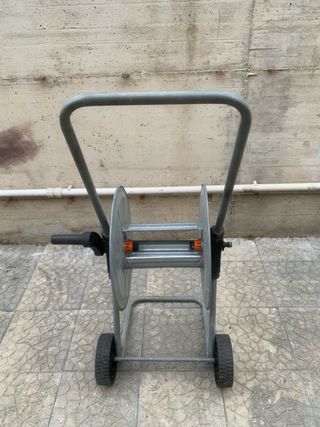 Carrello avvolgitubo zincato