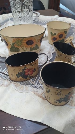 Set 7 Oggetti in Latta Vintage