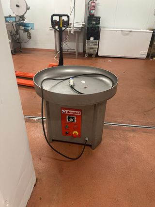 Mesa giratoria Dordal acero inoxidable